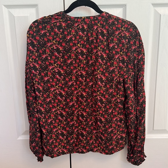 Something Navy floral blouse - Picture 2 of 8